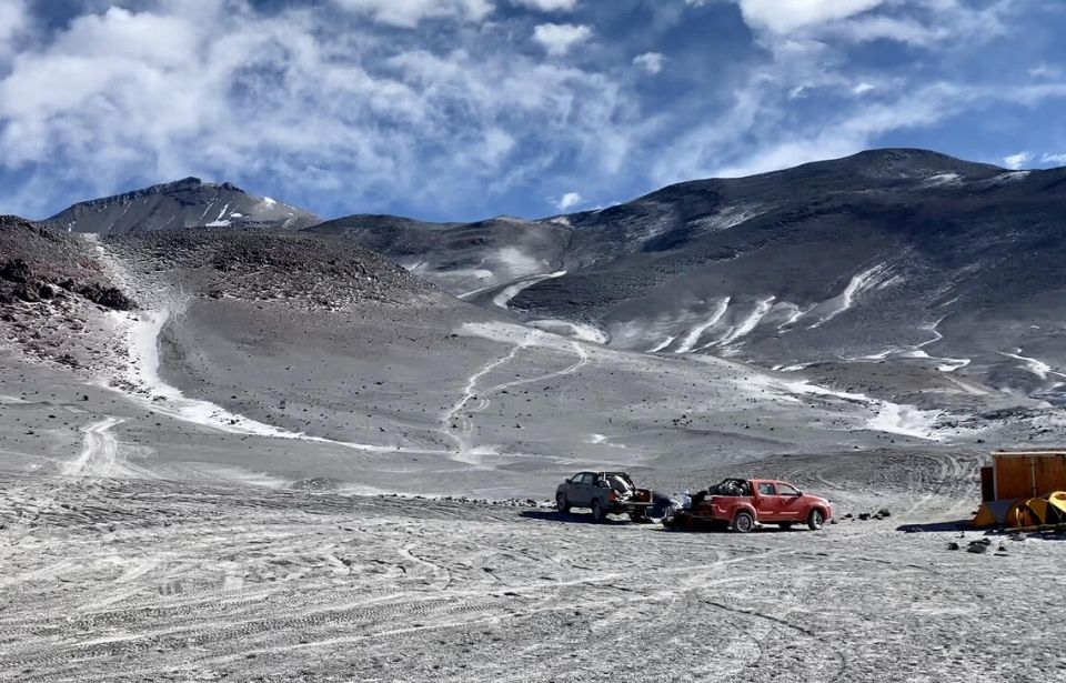 Refugio Atacama com vista para o Ojos de Salado
