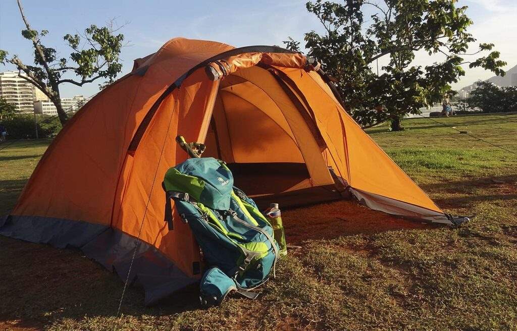 barraca mochila acampamento