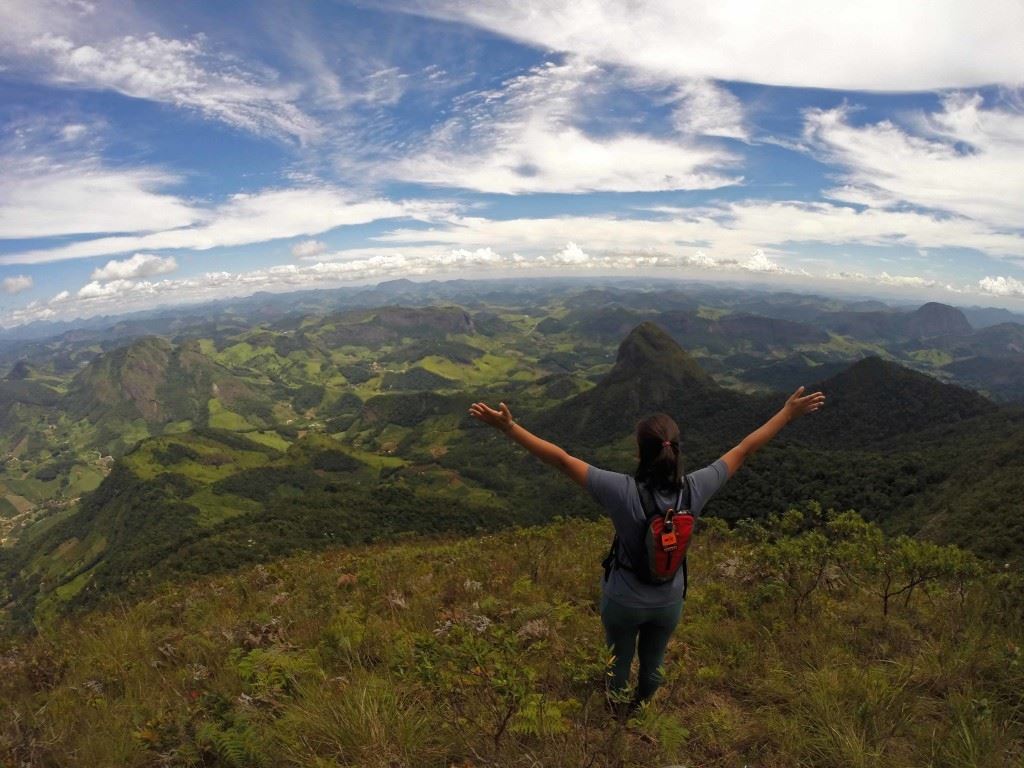 Vista do Mundo Novo pela Pedra Aguda