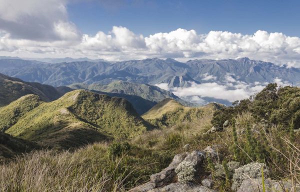 lixo serra da mantiqueira montanha natureza