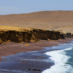 paracas peru praia vermelha