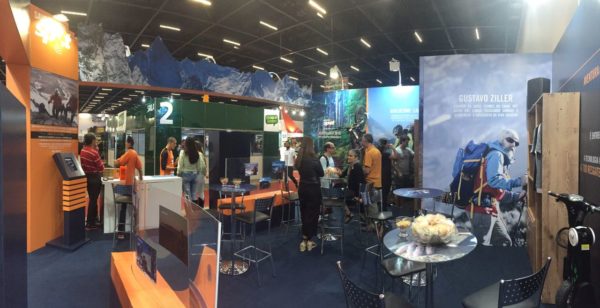 Nosso stand visto por dentro