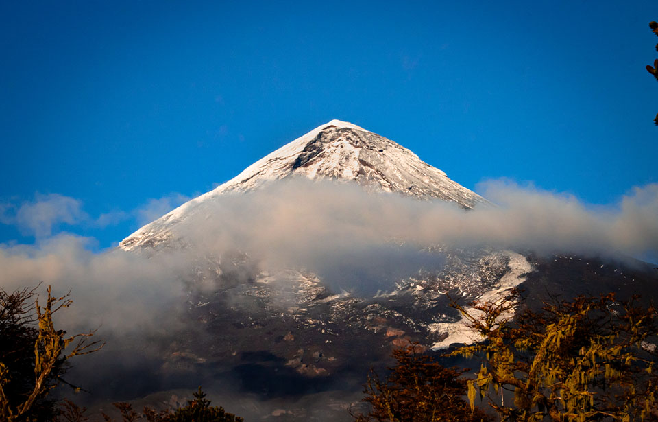 vulcao-lanin-argentina vulcao-lanin-argentina