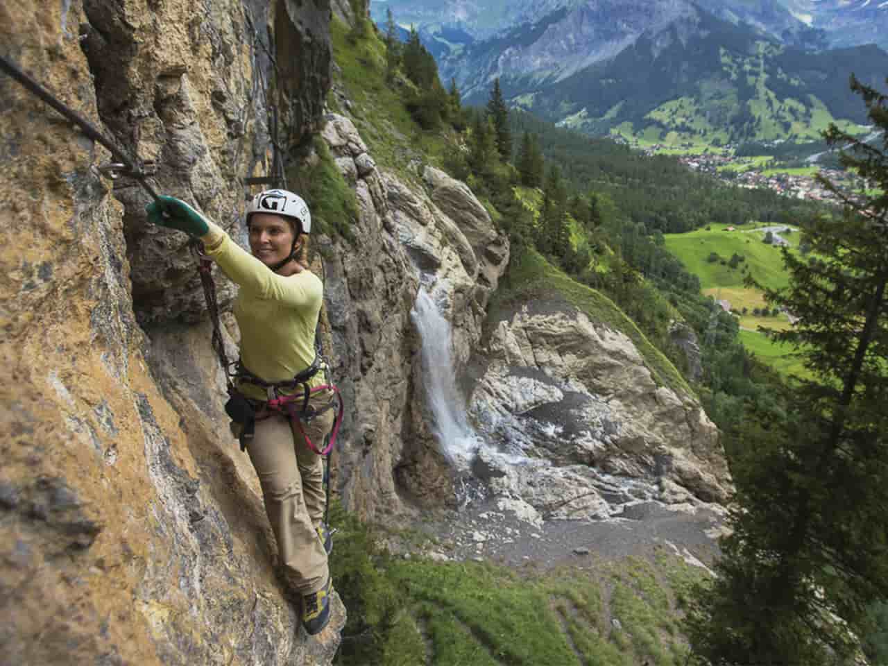 Vias Ferratas: Karina Oliani nos alpes suíços