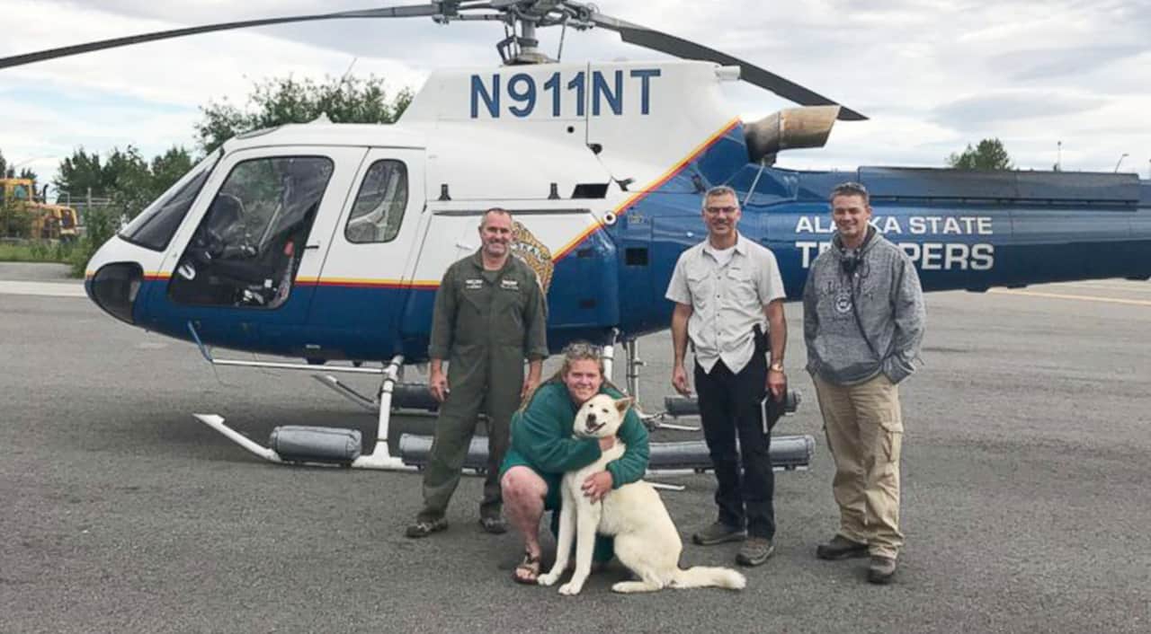 Aventureira Surda É Resgatada Por Husky No Alasca